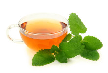 lemon balm may have health benefits